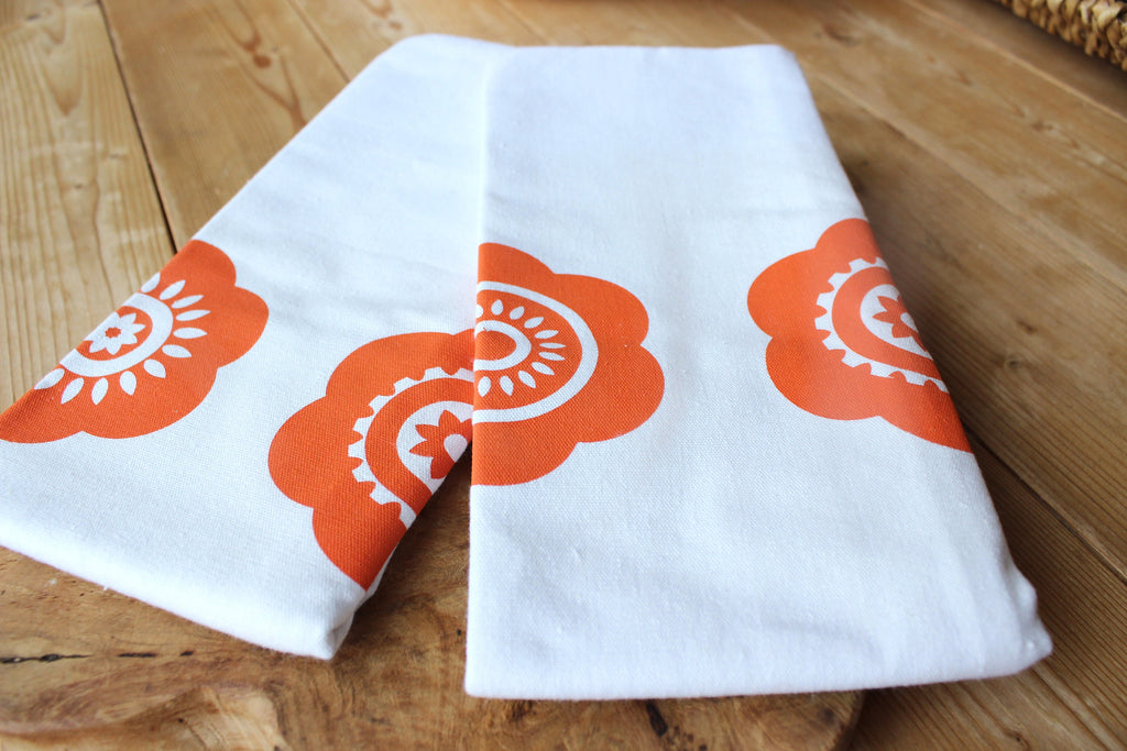 Bedrucktes Geschirrtuch mit Pril-Blumen, orange / weiß, Halbleinen, Siebdruck, Vintage, Tischläufer, Küchentuch Retro, Vintage, 70iger Jahre