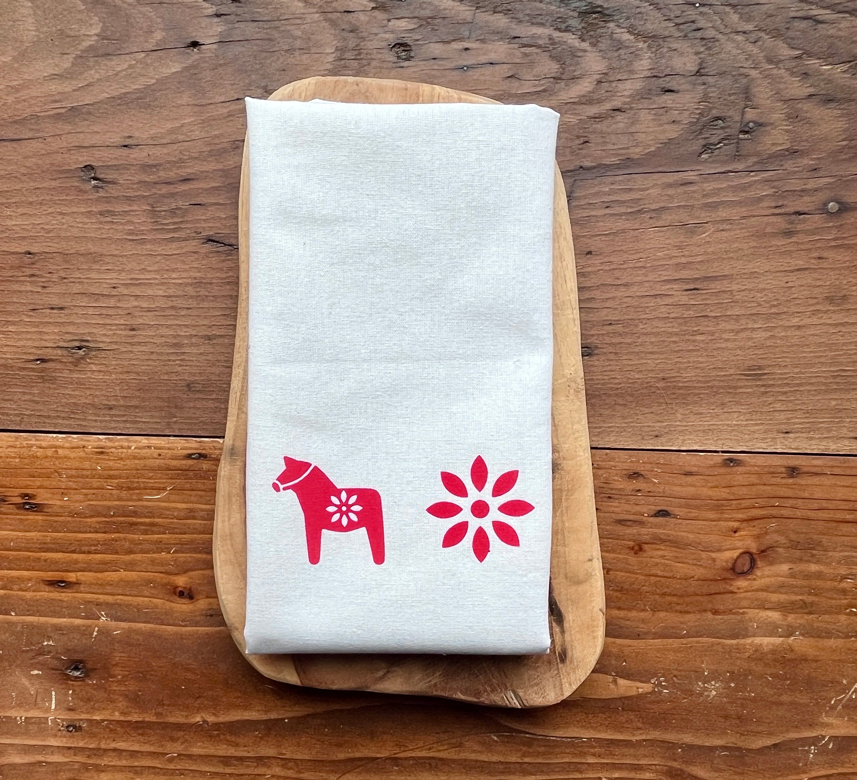 Geschirrtuch / Tischläufer mit skandinavischen Motiven, Dala-Pferdchen, Halbleinen, Siebdruck, handbedruckt, Geschenk Pferdeliebhaber