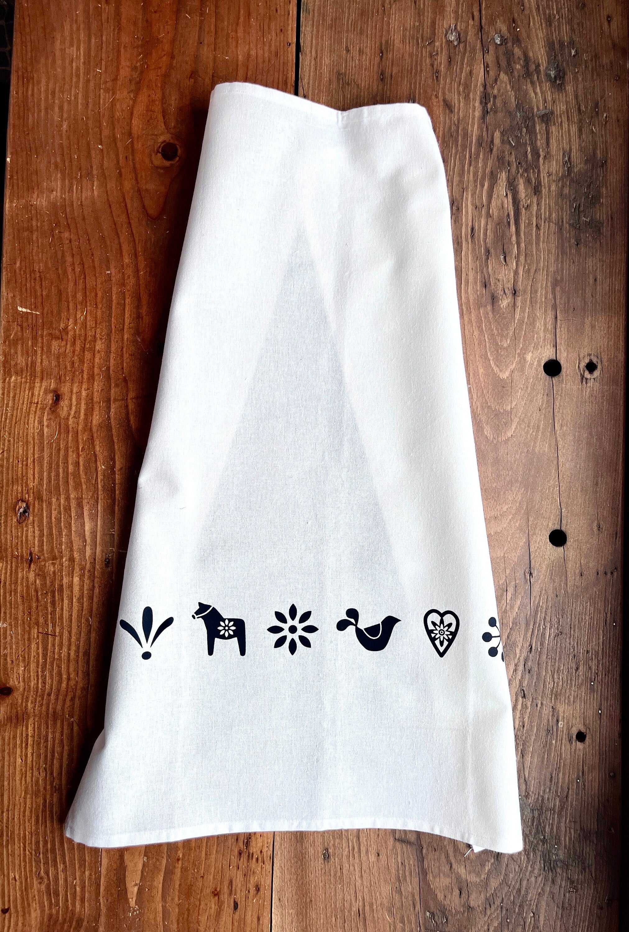 Geschirrtuch / Tischläufer mit skandinavischen Motiven, Dala-Pferdchen, Halbleinen, Siebdruck, handbedruckt, Geschenk Pferdeliebhaber