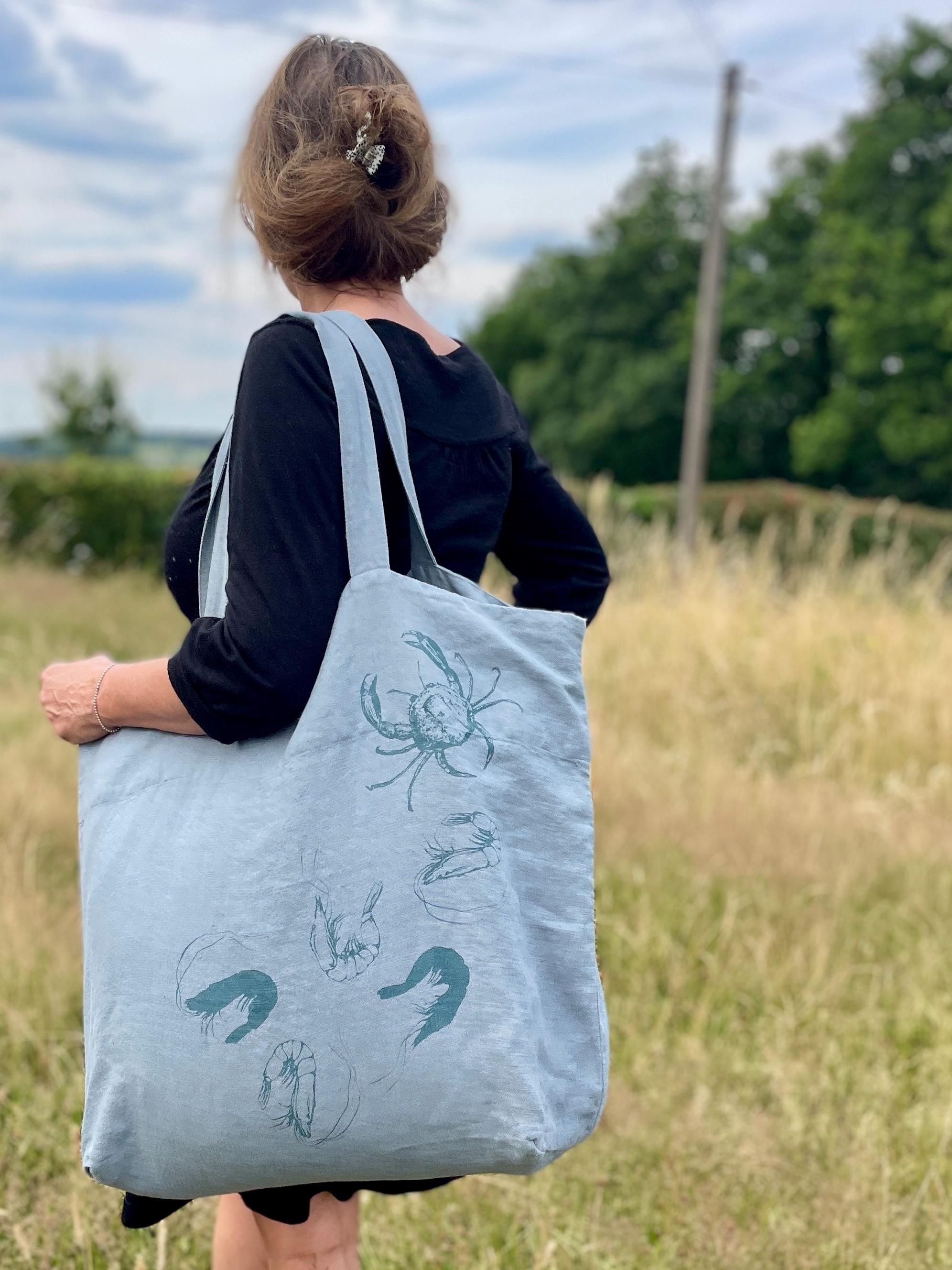 Große Leinentasche blaugrau mit Krabben & Krebsen | handbedruckt mit Siebdruck | Maritime Stofftasche für Einkauf, Stadt und Strand