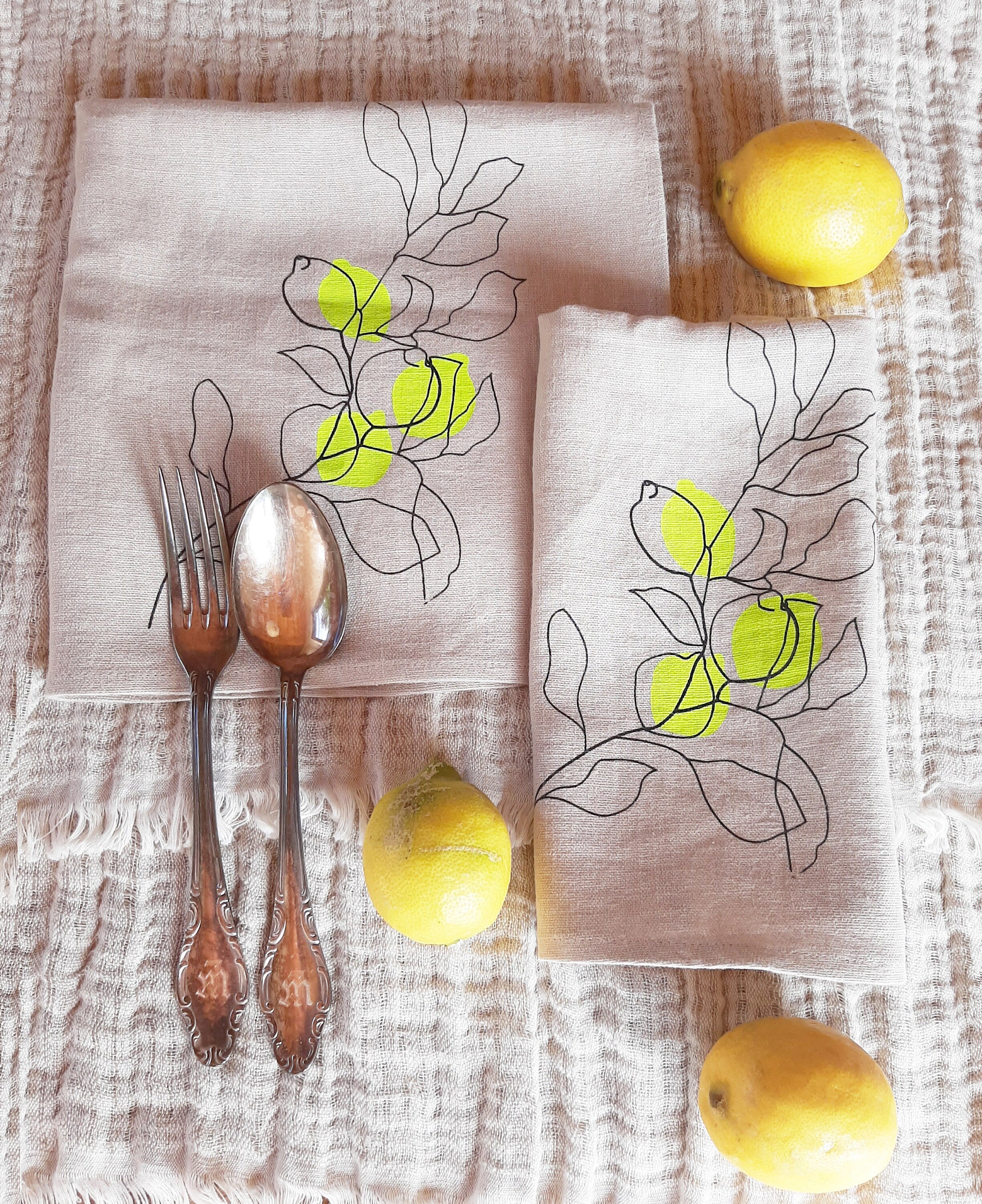 Leinen Stoff-Servietten, natur mit Motiv Zitrone schwarz / neongelb, 2er Set, Siebdruck Unikat, Tischsets Küchentuch, Wohn-Deko beige