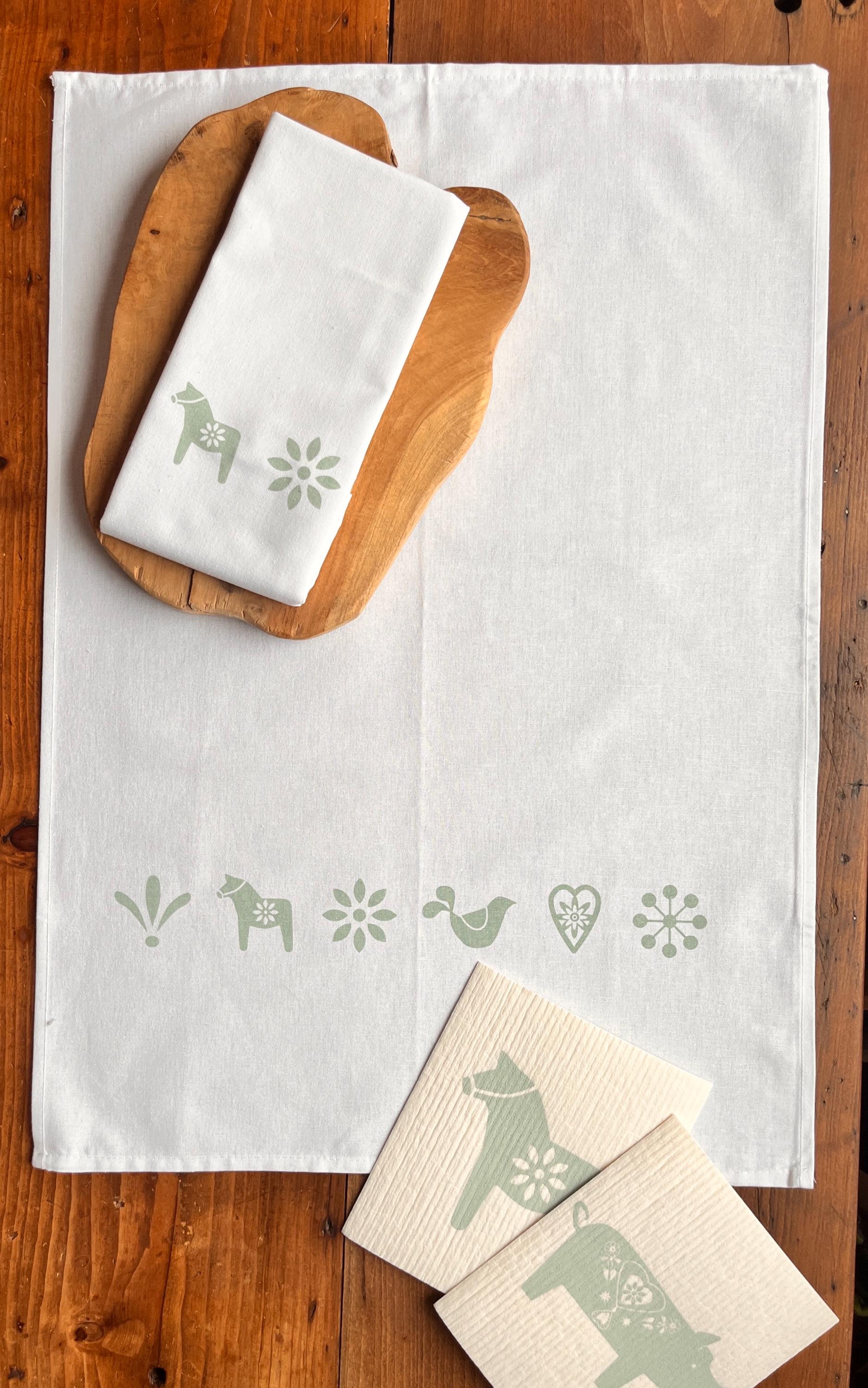 Geschirrtuch / Tischläufer mit skandinavischen Motiven, Dala-Pferdchen, Halbleinen, Siebdruck, handbedruckt, Geschenk Pferdeliebhaber