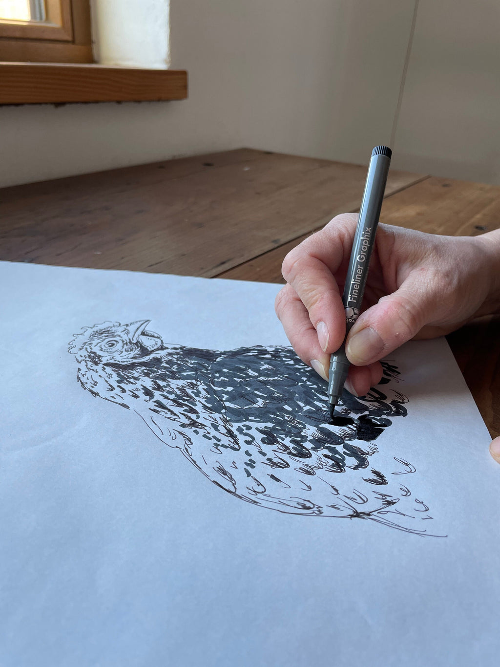 Bedruckte graue Baumwoll-Tragetasche mit Illustration "Huhn /Henne" dunkel-blau, Baumwollbeutel Siebdruck Unikat, nachhaltige Geschenkidee