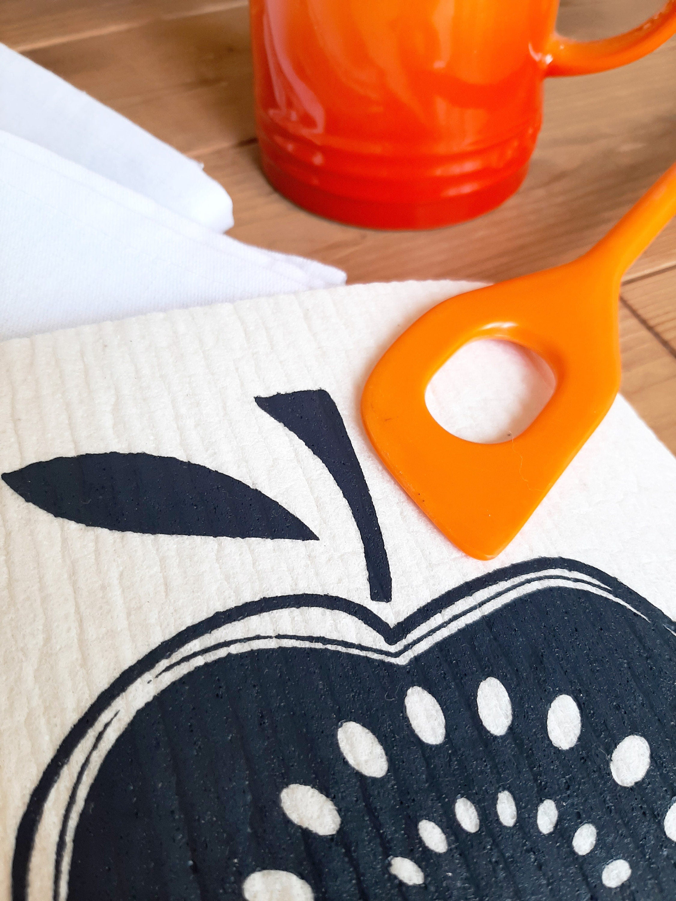 2er Set nachhaltige Schwammtücher mit Motiv Apfel, Siebdruck, veganes, waschbares Spültuch, Geschenk für Vintage-Fan, 70iger Jahre Deko