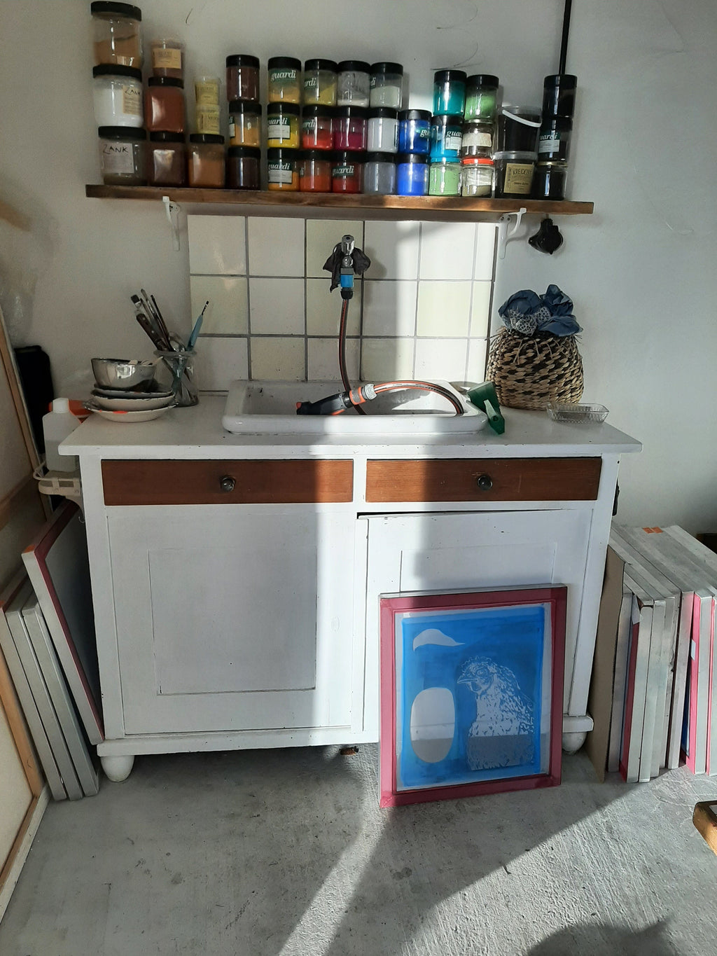 Bedruckte graue Baumwoll-Tragetasche mit Illustration "Huhn /Henne" dunkel-blau, Baumwollbeutel Siebdruck Unikat, nachhaltige Geschenkidee