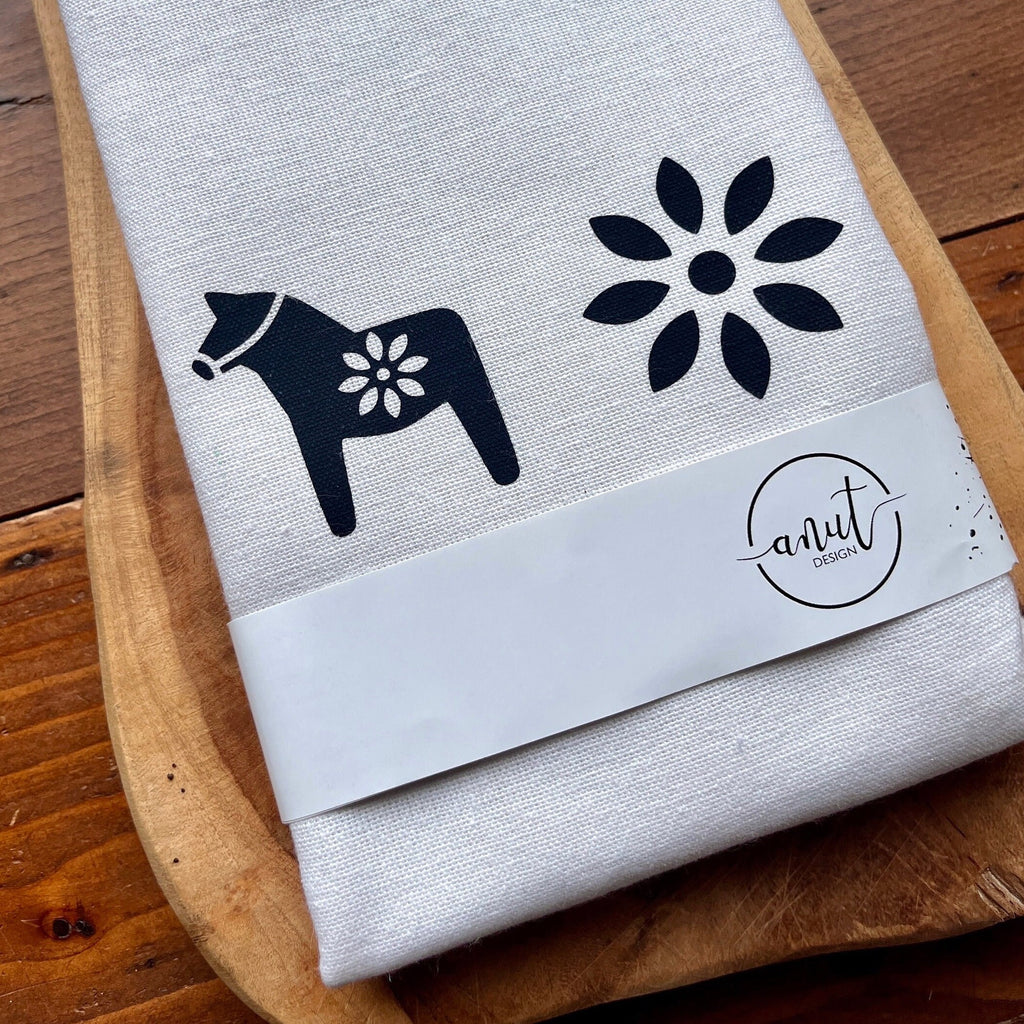Geschirrtuch / Tischläufer mit skandinavischen Motiven, Dala-Pferdchen, Halbleinen, Siebdruck, handbedruckt, Geschenk Pferdeliebhaber
