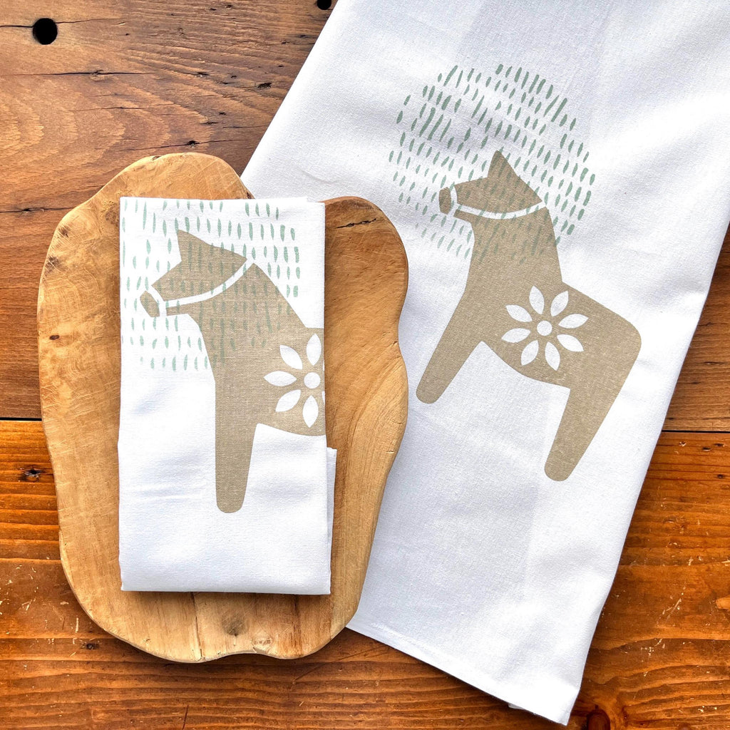 Geschirrtuch mit "Dala-Pferd", Siebdruck Handarbeit, Halbleinen-Küchentuch handbedruckt, skandinavisches Design