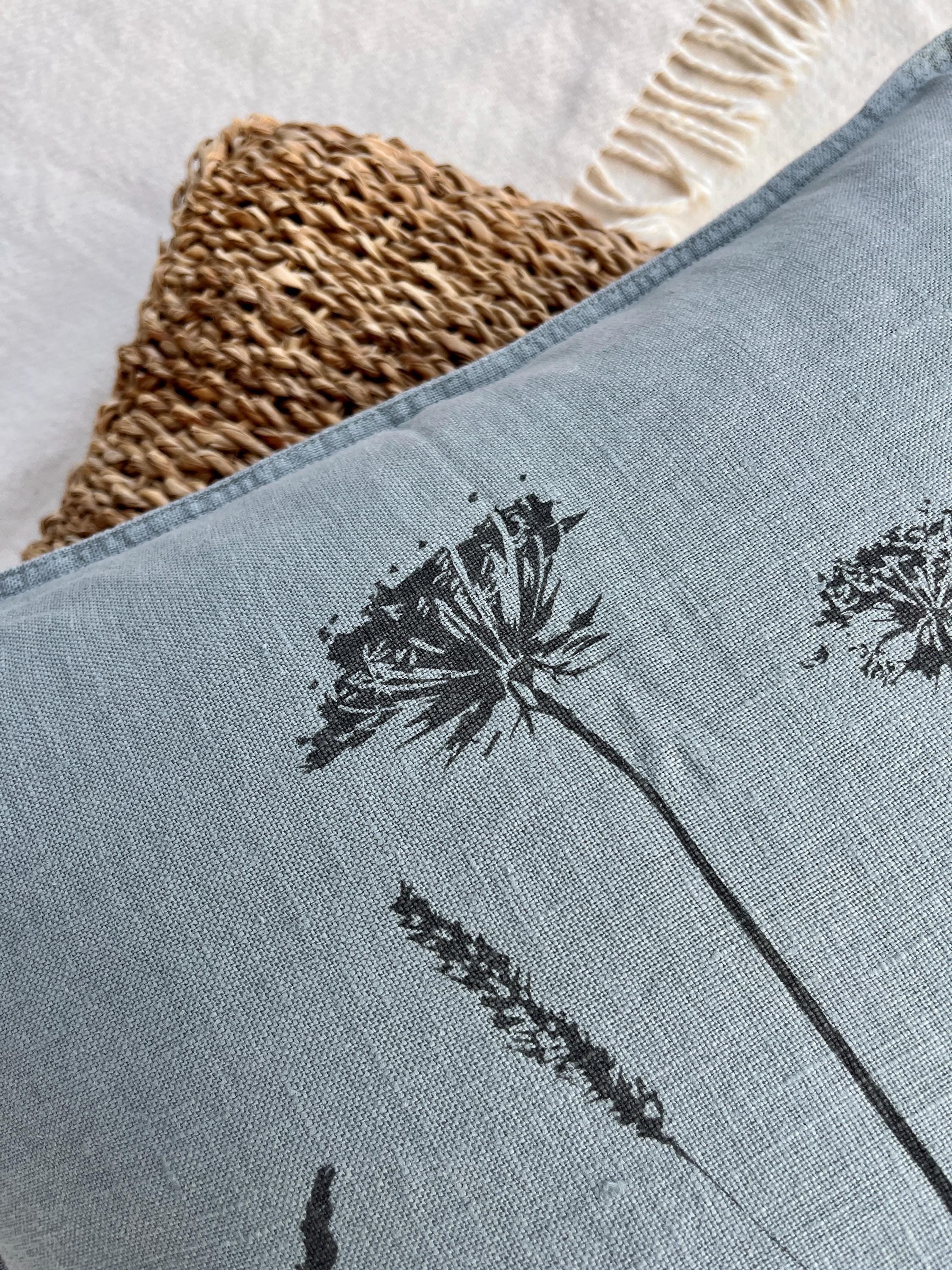 Kissenbezug 100 % Leinen mit Motiv Gräser, Siebdruck Handarbeit, Kissenhülle 50 x 50 cm salbeigrün, Wohndekoration Frühling / Sommer