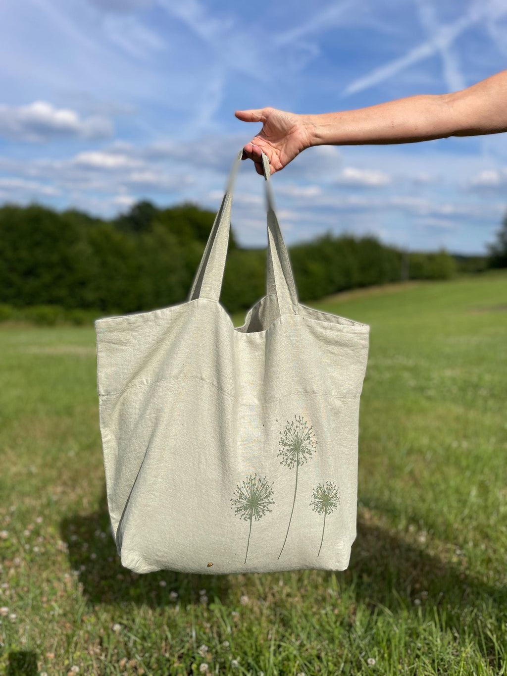 Große Leinentasche in salbeigrün | Handbedruckt im Siebdruck mit Allium / Pusteblumen | nachhaltiger Shopper für den Alltag, Markt & Strand