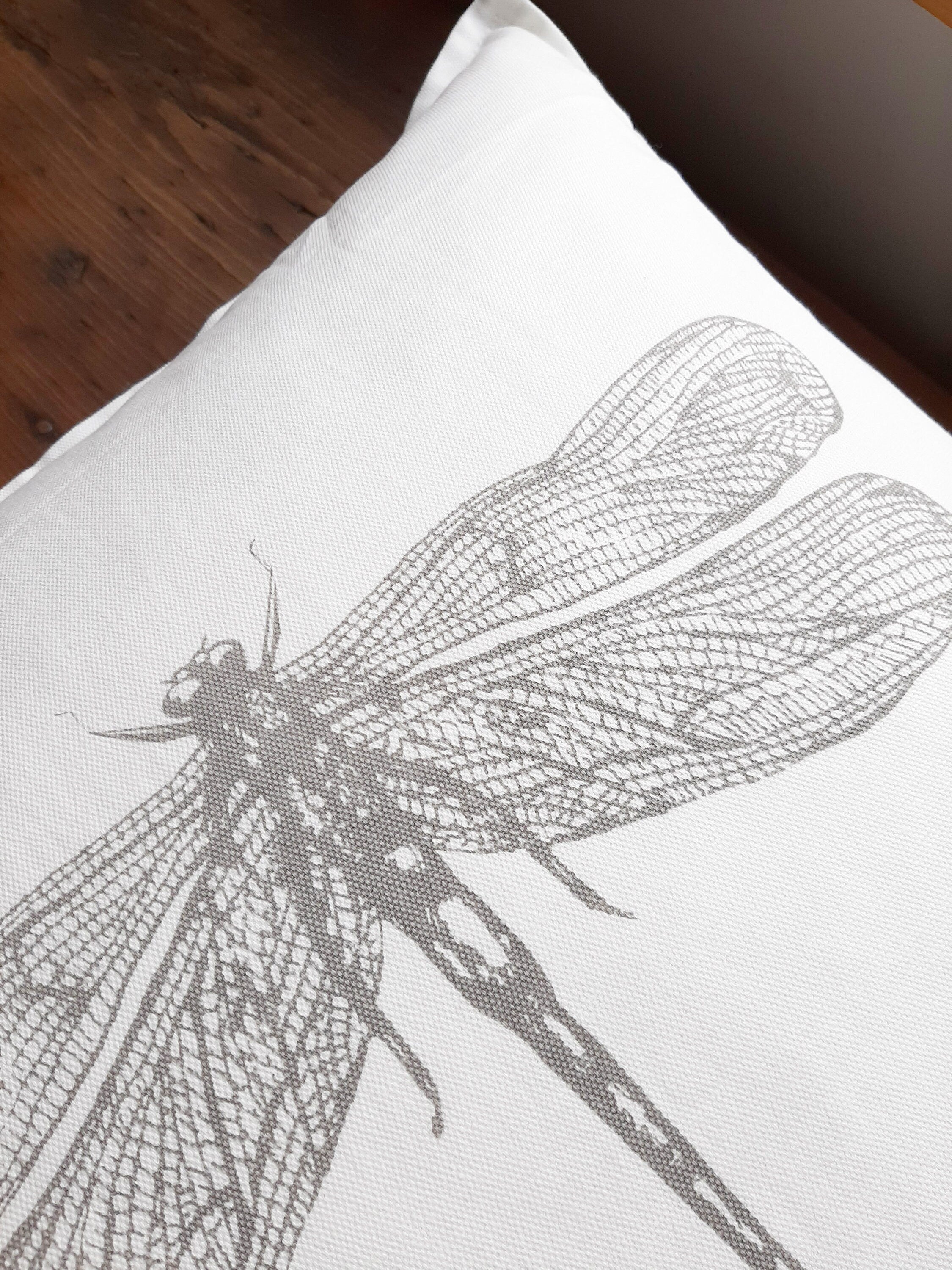 Minimalistischer Kissenbezug mit Motiv Libelle, Siebdruck Unikat, natürlich Wohnen, Kissenhülle Baumwolle, 50 x 50 cm