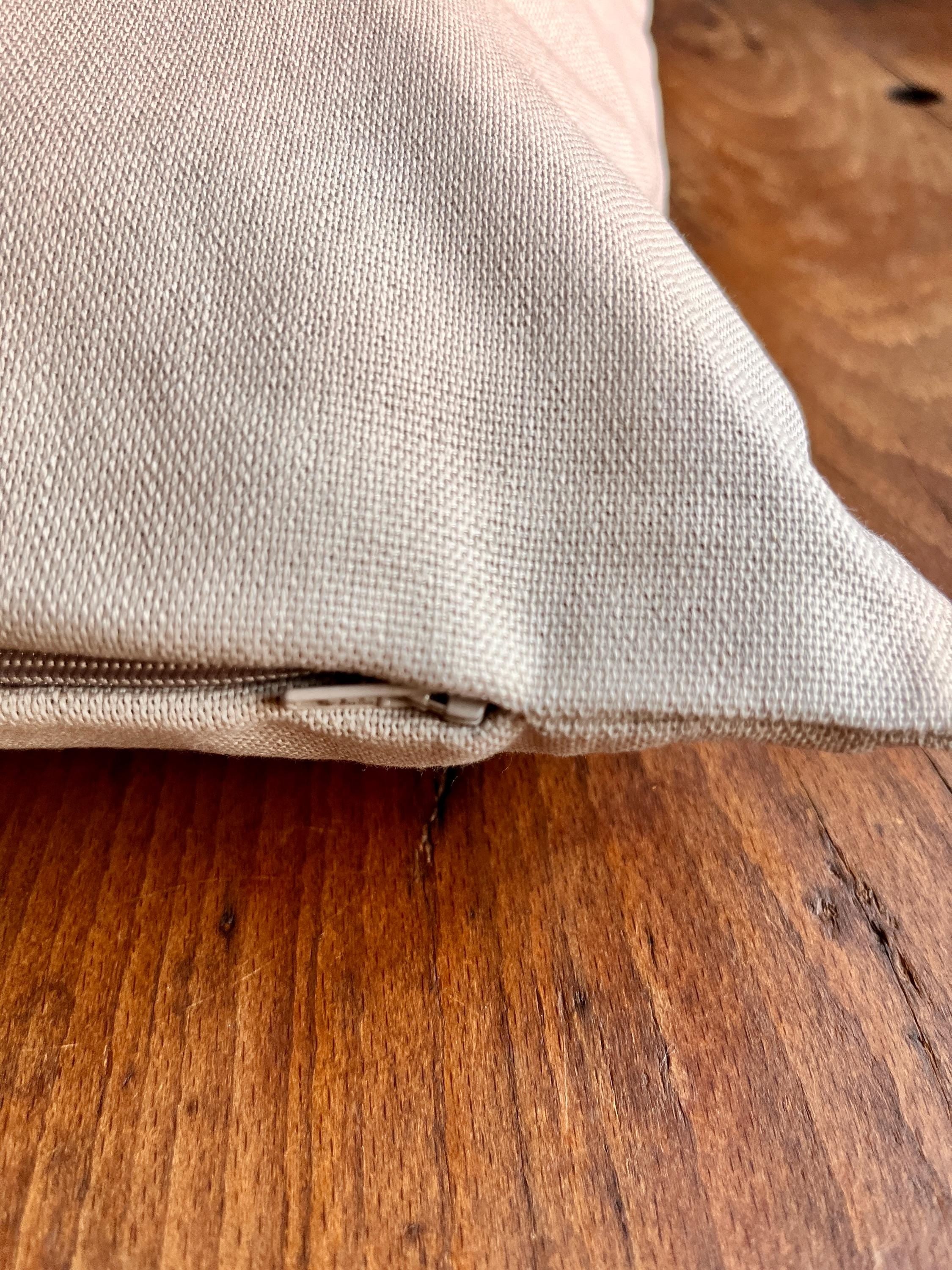 Kissenbezug in natur / beige mit Dala-Pferd, Kissenhülle Siebdruck Unikat, handbedruckt, schwedische Wohnideen