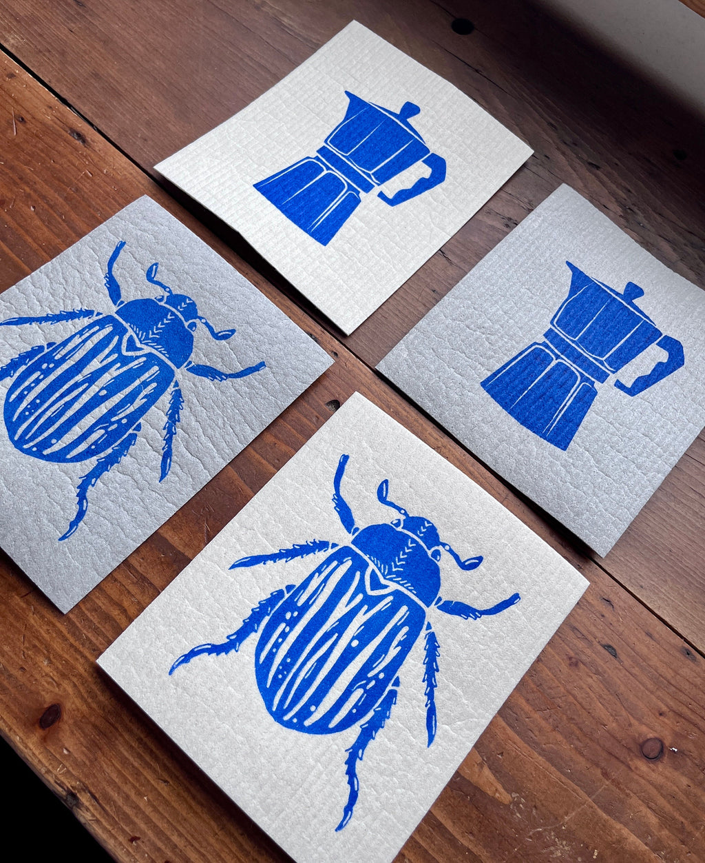 2er Set waschbare Schwammtücher mit Espresso-Kanne, blau, weiß, grau, nachhaltig,  Siebdruck, Geschenk Kaffee- / Barista-Liebaber