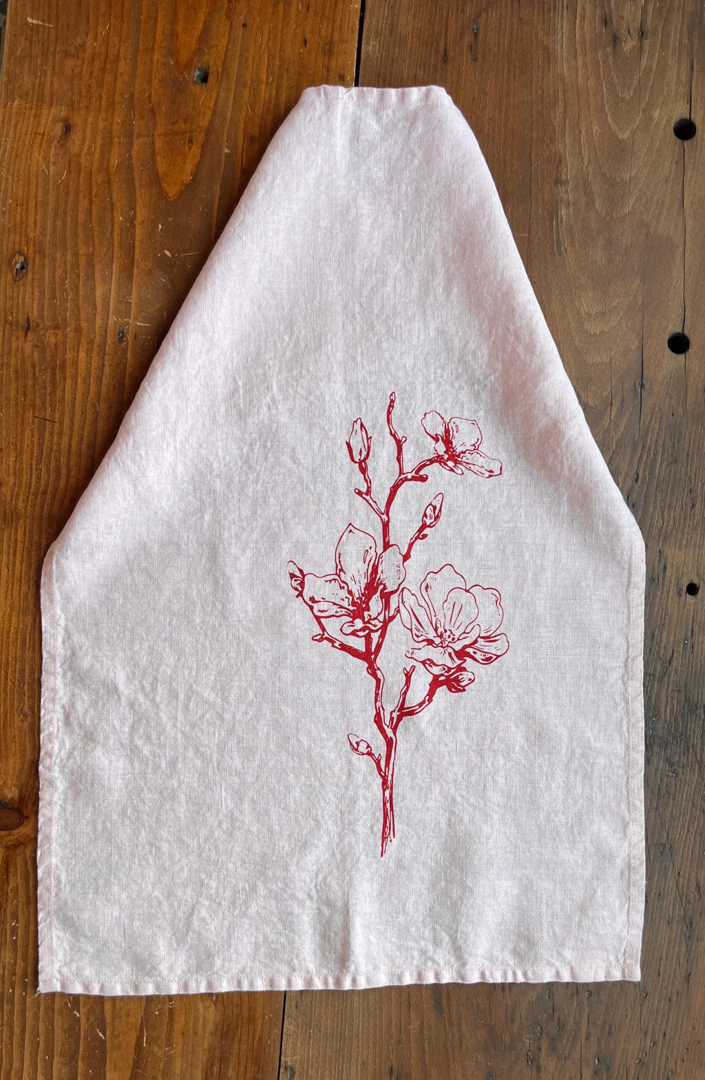 Frühlingshaftes Leinen-Geschirrtuch mit Kirschblüten – handbedruckt | Rosé & Kirschrot, Siebdruck Handarbeit | nachhaltige Küchentextilien