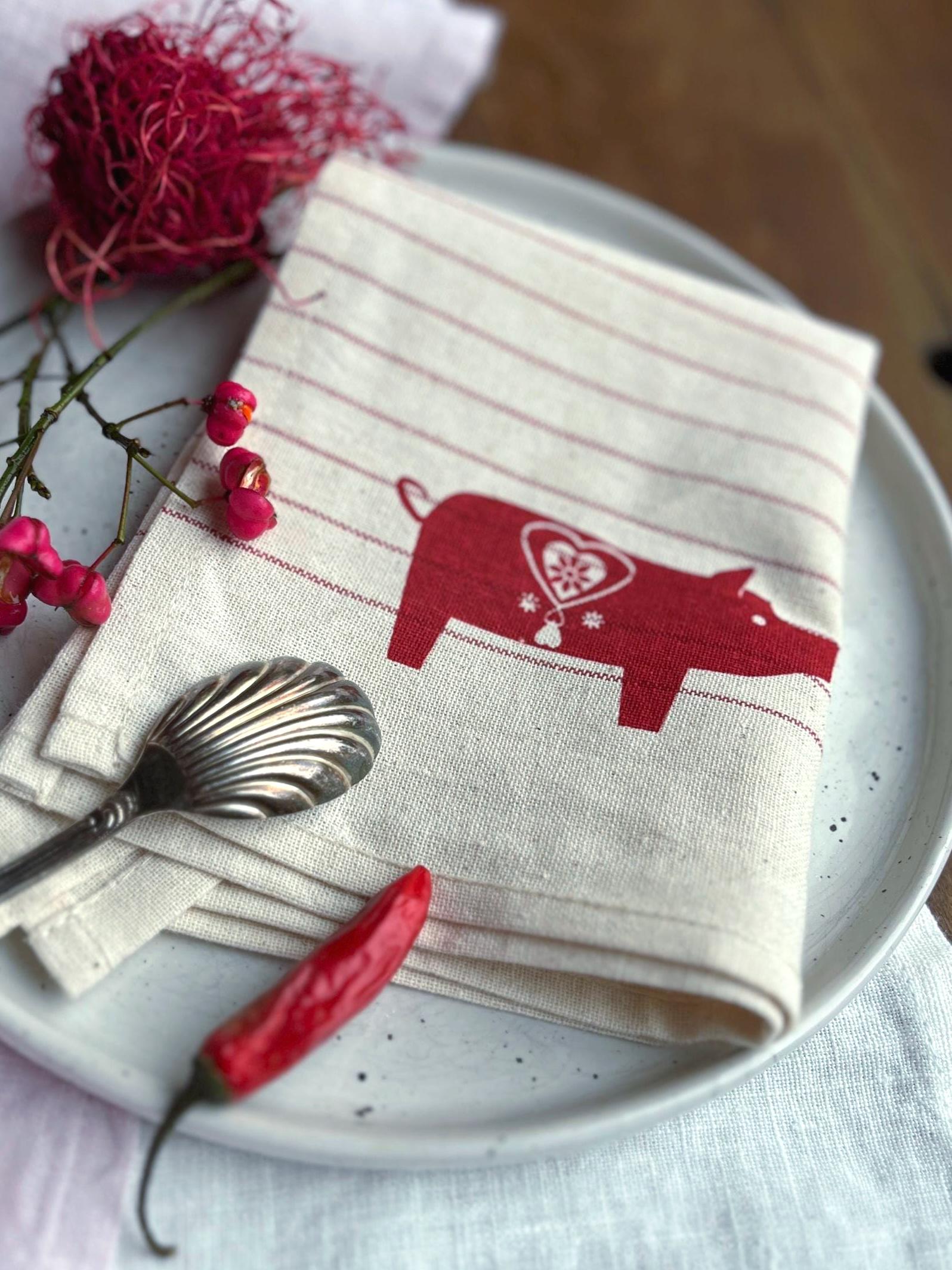 2er Set Stoffservietten rot-weiß gestreift von Hand bedruckt mit skandinavischen Schweinchen, Siebdruck, Servietten mit Glücksschwein