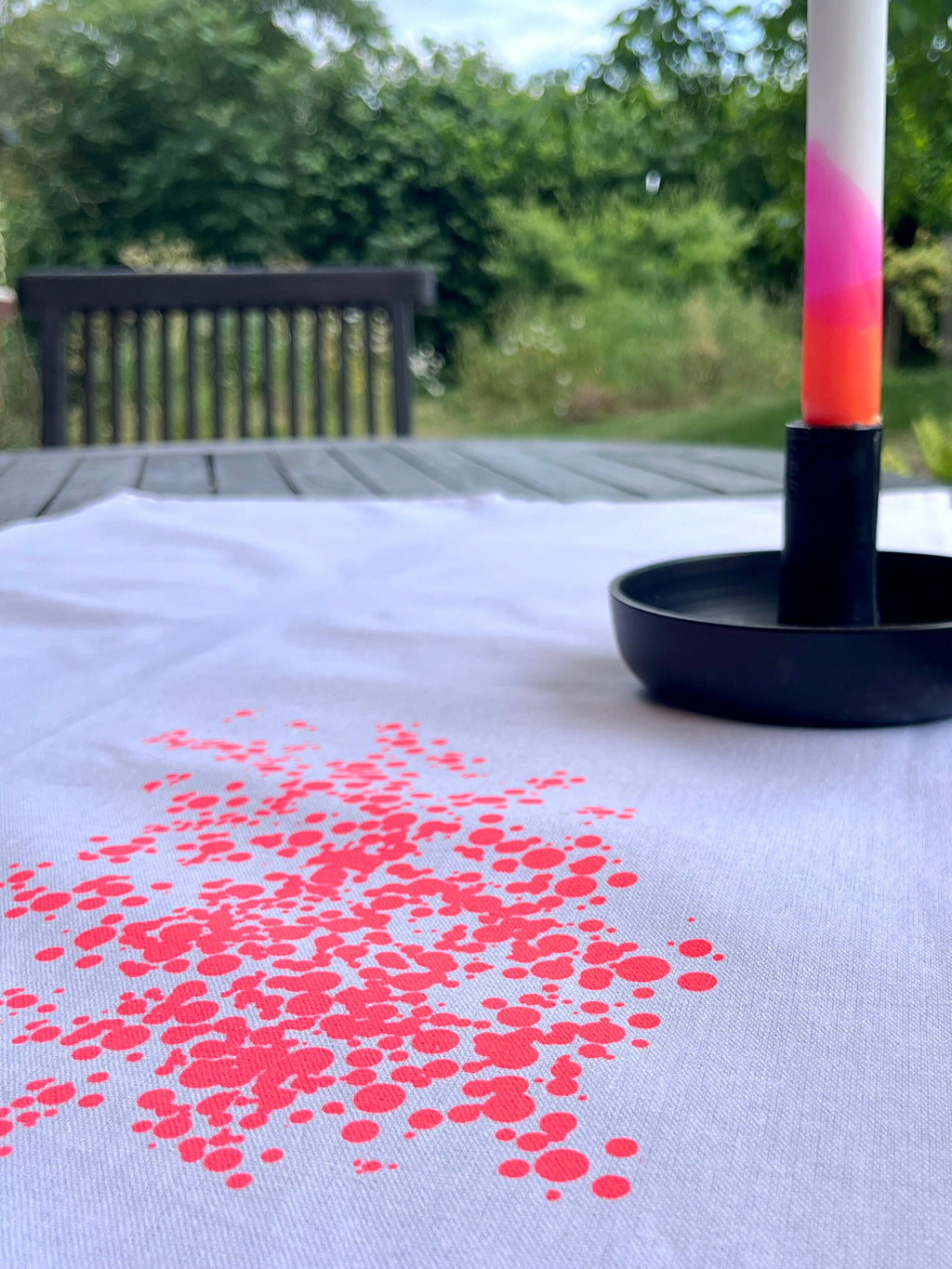 Set Geschirrtuch + Schwammtuch in Neon-rot bedruckt, Siebdruck, Neon Trend, Geschenk für Skandinavien Fan, moderne Küchentücher