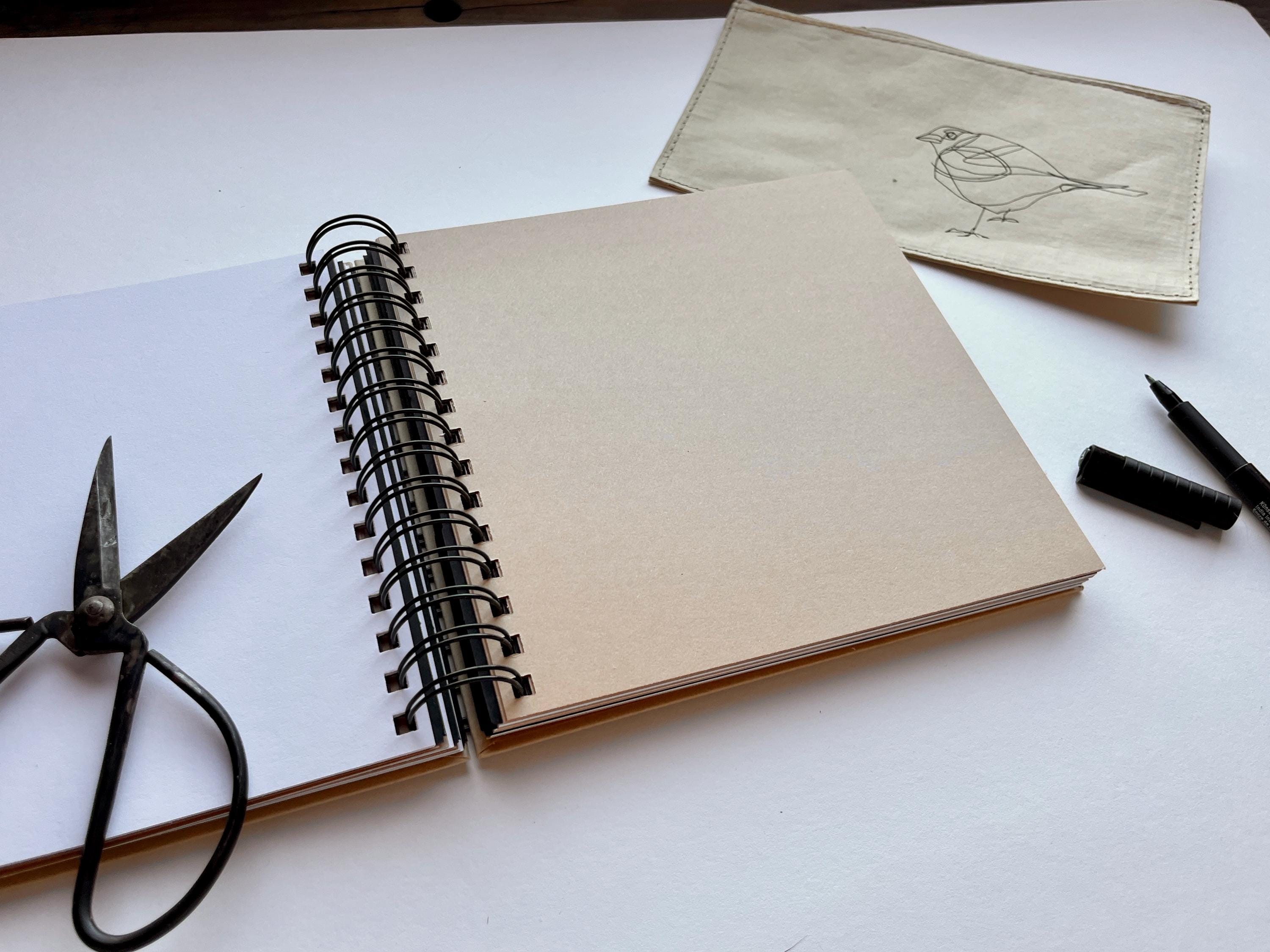 Handbedrucktes Skizzenbuch / Reisetagebuch mit Siebdruck Motiv Spatz, Geschenk für Künstler, handgemachtes Journal für Kreative und Reisen